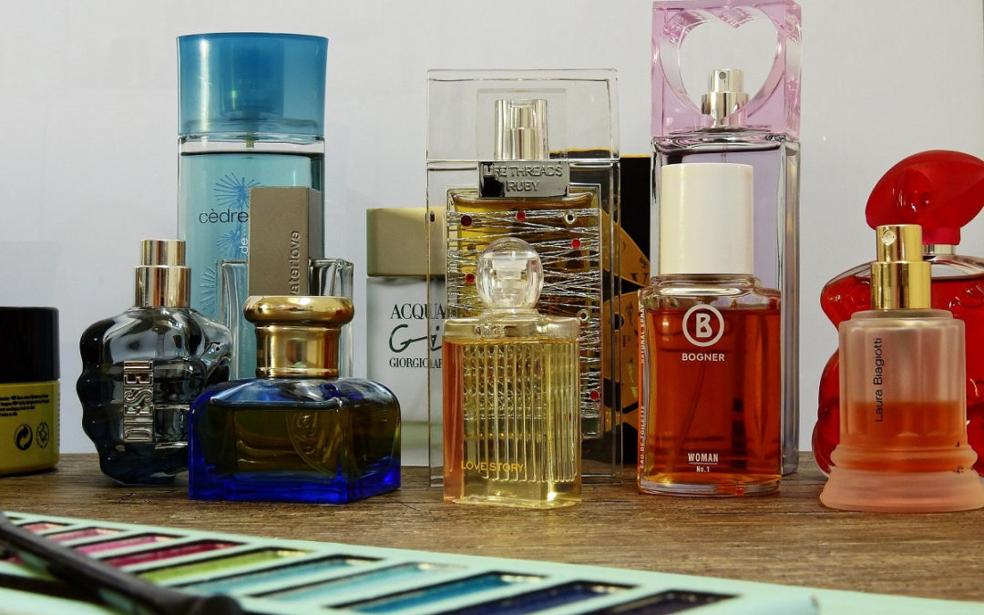 Opbrengsten distributeur parfums onbelast?
